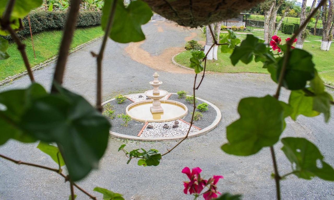 Hotel Hacienda Santa Clara سانتا روزا دي كابال المظهر الخارجي الصورة